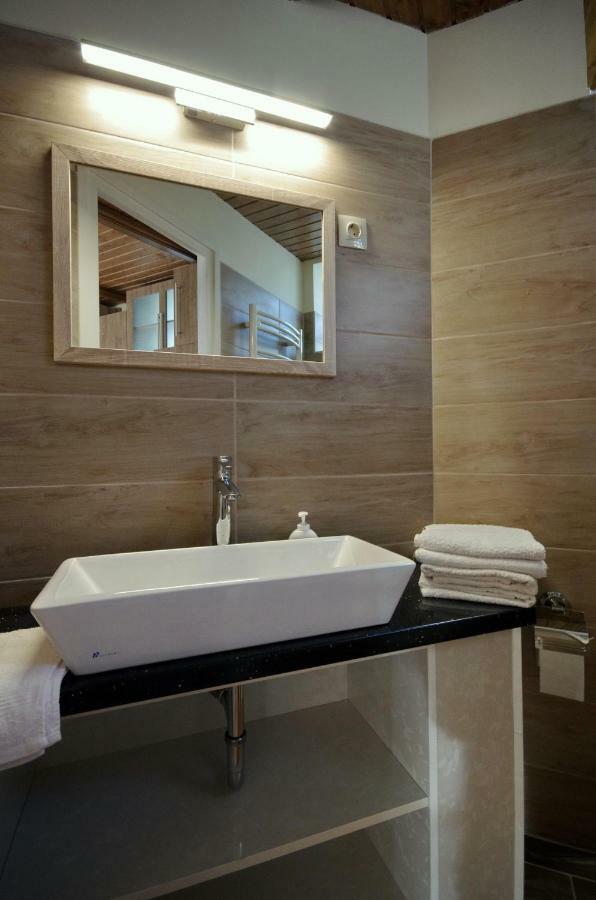 Matyas Apartmanhaz Дьюла Экстерьер фото